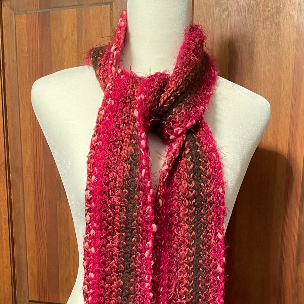 🌸  3/$20 Multicolor knit scarf